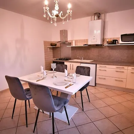 Loft 101 - Central, Terrasse Privee, Cachet De L'ancien *